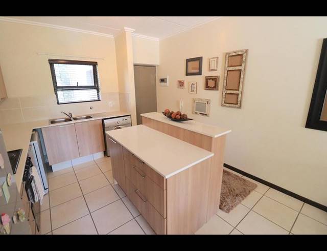 2 BEDROOM PROPERTY TO RENT IN PAULSHOF